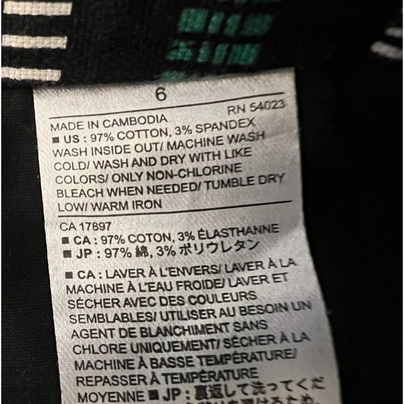 BANANA REPUBLIC SIZE 6 GREEN/BLACK/WHITE SHORTS. - Picture 4 of 8